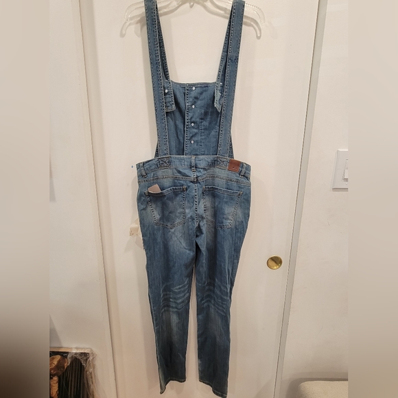 NWT Life In Progress Overalls Forever 21 Distressed Denim Size 27 - Picture 7 of 14